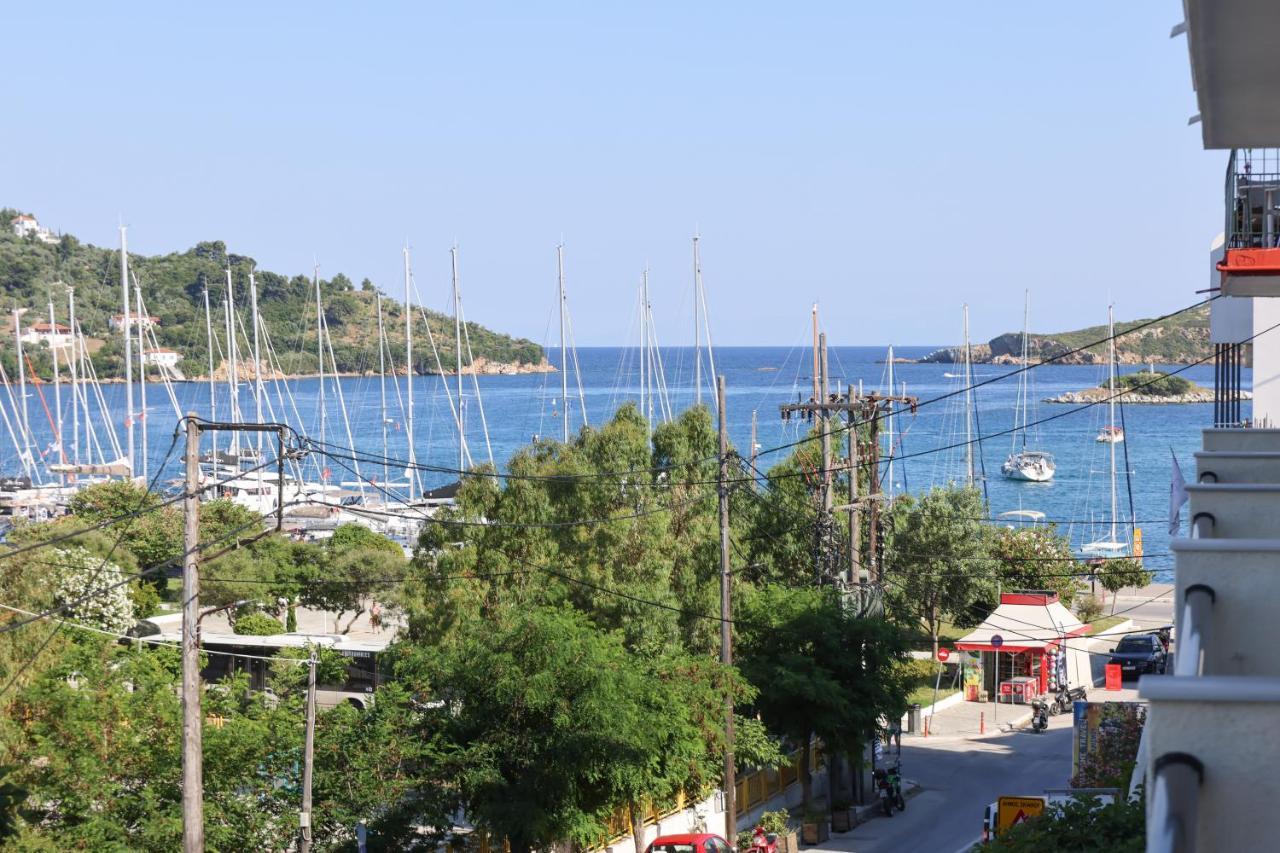 Uphill Unique Boutique Suites Skiathos Exterior foto