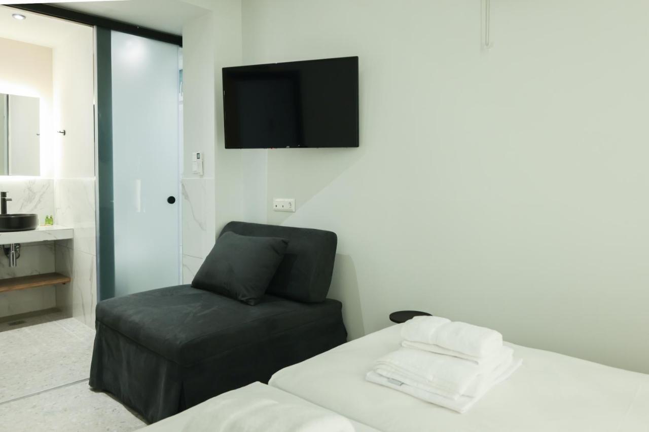 Uphill Unique Boutique Suites Skiathos Exterior foto